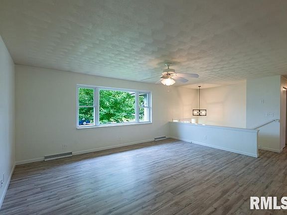 3rd image of 5105 N Dawn Dr