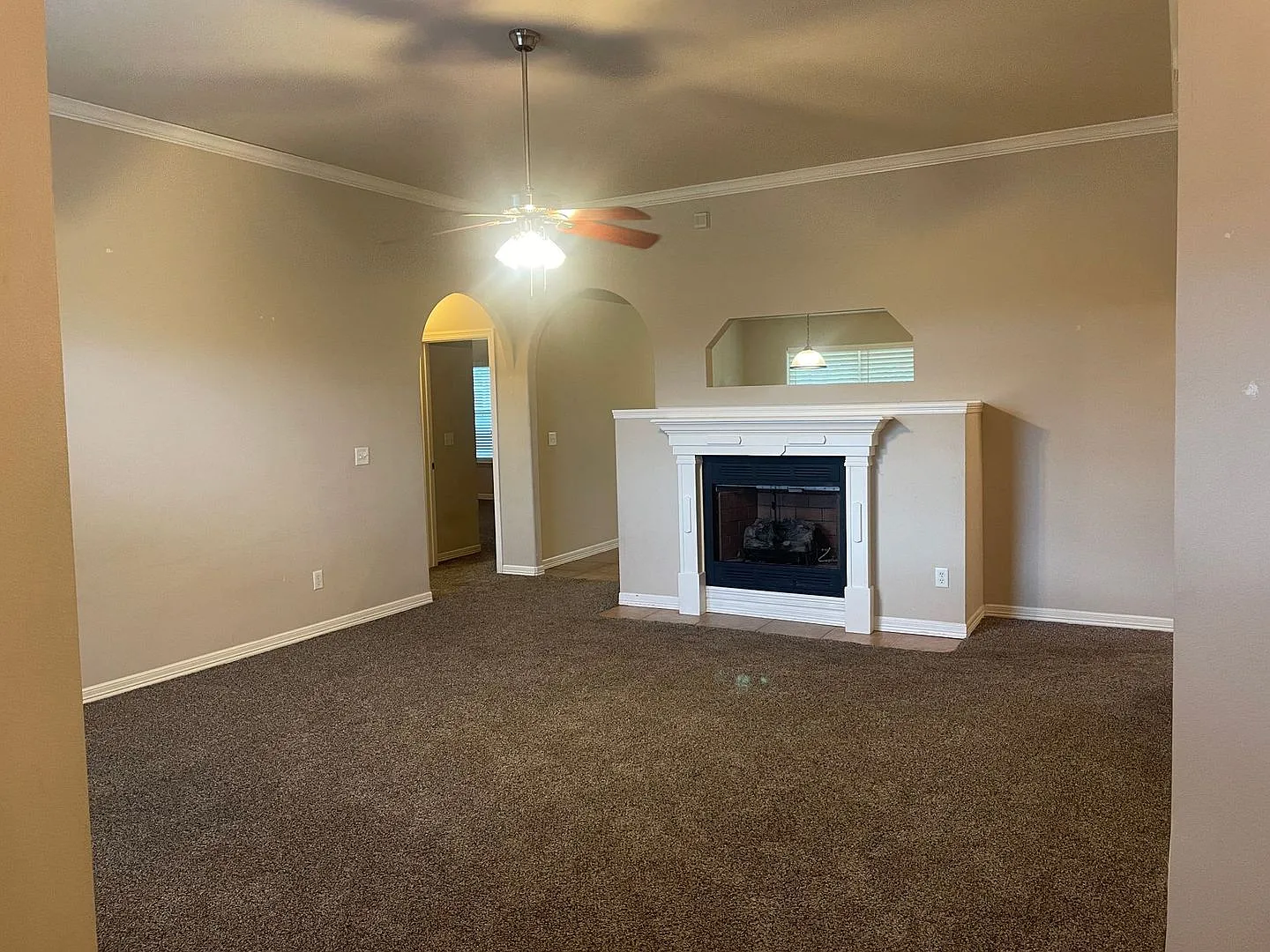 Sienna Estates 4 bedroom — Photo 2