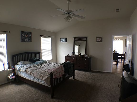 3rd image of 3007 Virginia Ave