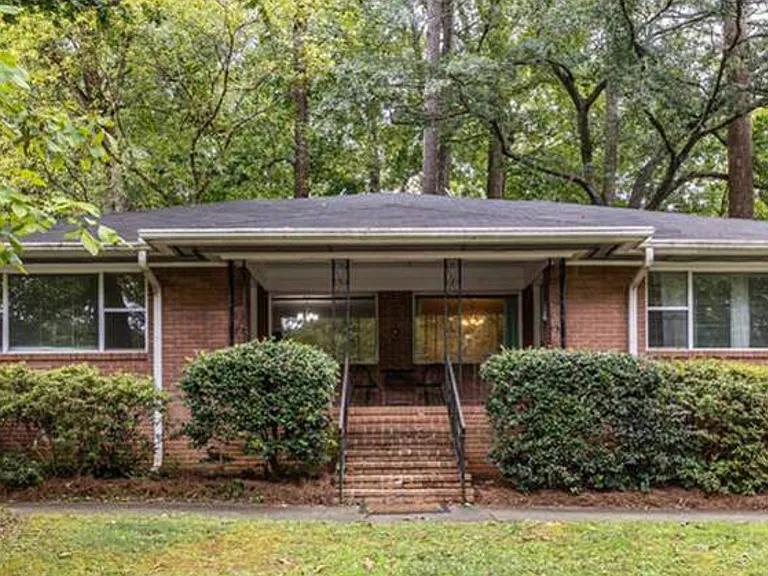 1373 Markan Dr NE #A — Photo 1