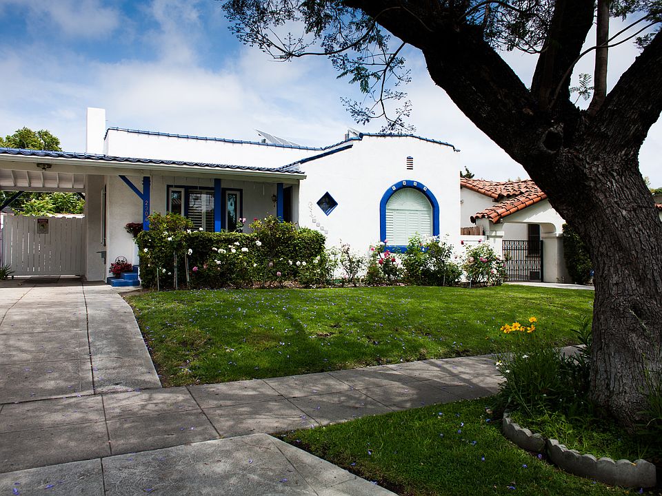 1st image of 2306 Veteran Ave