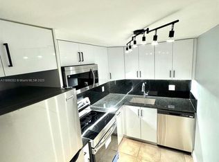 400 NE 18th Ave APT 206, Homestead, FL 33033