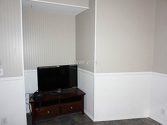 4th image of 8216 Ten Gallon Ct
