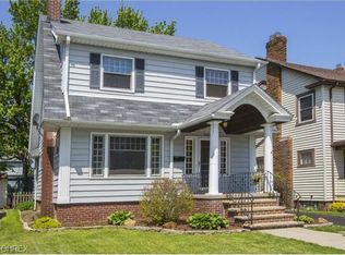 2074 Elbur Ave, Lakewood, OH 44107
