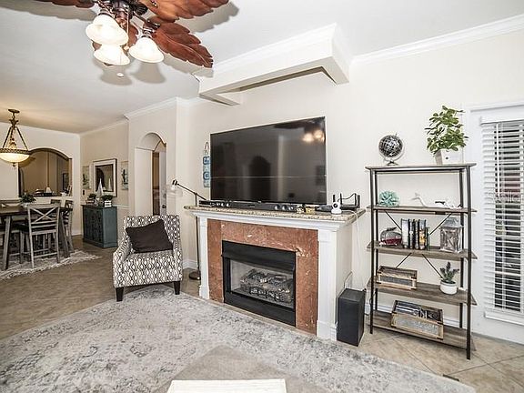 5th image of 2724 Via Murano Unit 618