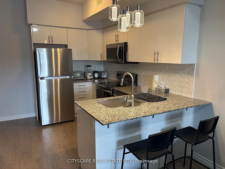 1430 Highland Rd W #2A — Photo 4