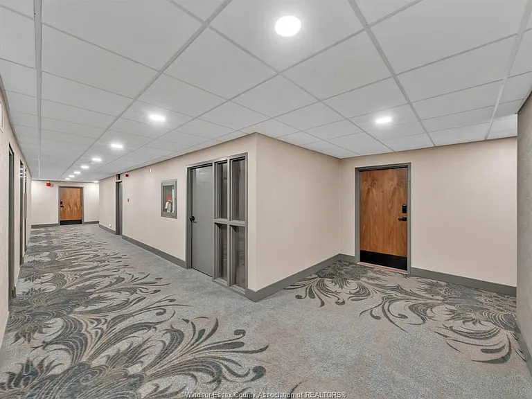 5125 Riverside Dr E #202 — Photo 2