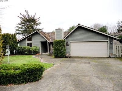 815 Seabreeze Ter, Coos Bay, OR, 97420