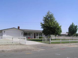 19130 Pimlico Rd, Apple Valley, CA 92308