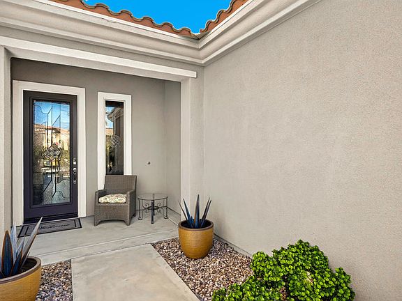 5th image of 81120 Avenida Castelar