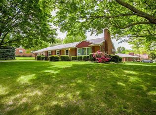 4230 Avondale Ln NW, Canton, OH 44708