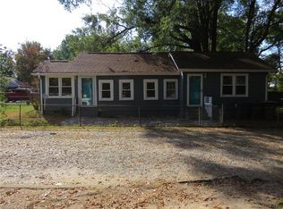 1905 McKnight Mill Rd, Greensboro, NC 27405