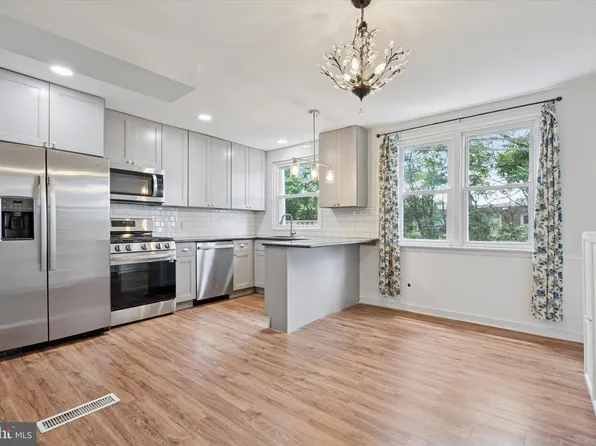 354 Dawson St, Philadelphia, PA 19128