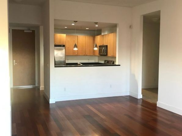 3860 Martin Luther King Jr Way #401