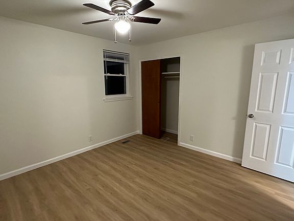 5th image of 110 Edge Field Cir
