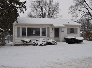 659 Dixon Ave, Elgin, IL 60120