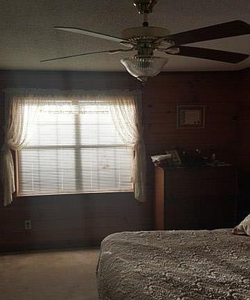 4th image of 585 Baymeadows Dr W