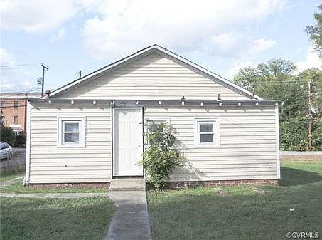 4th image of 2414 Royall Ave