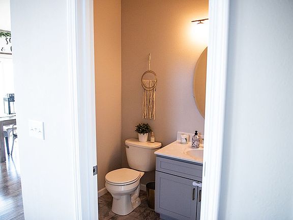 4th image of 5601 Cedar Bend Dr