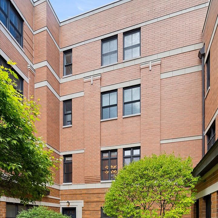 1st image of 3842 N Southport Ave APT I