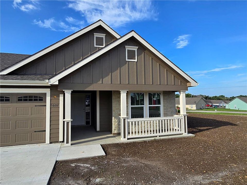 2nd image of 1602 Bluestem Dr