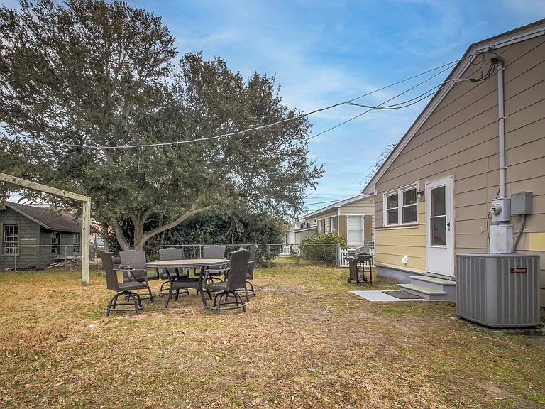 1206 Shepard St — Photo 30