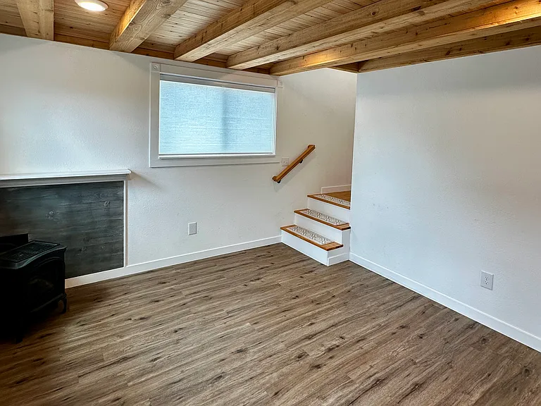 1386 Avenue U #1 — Photo 11