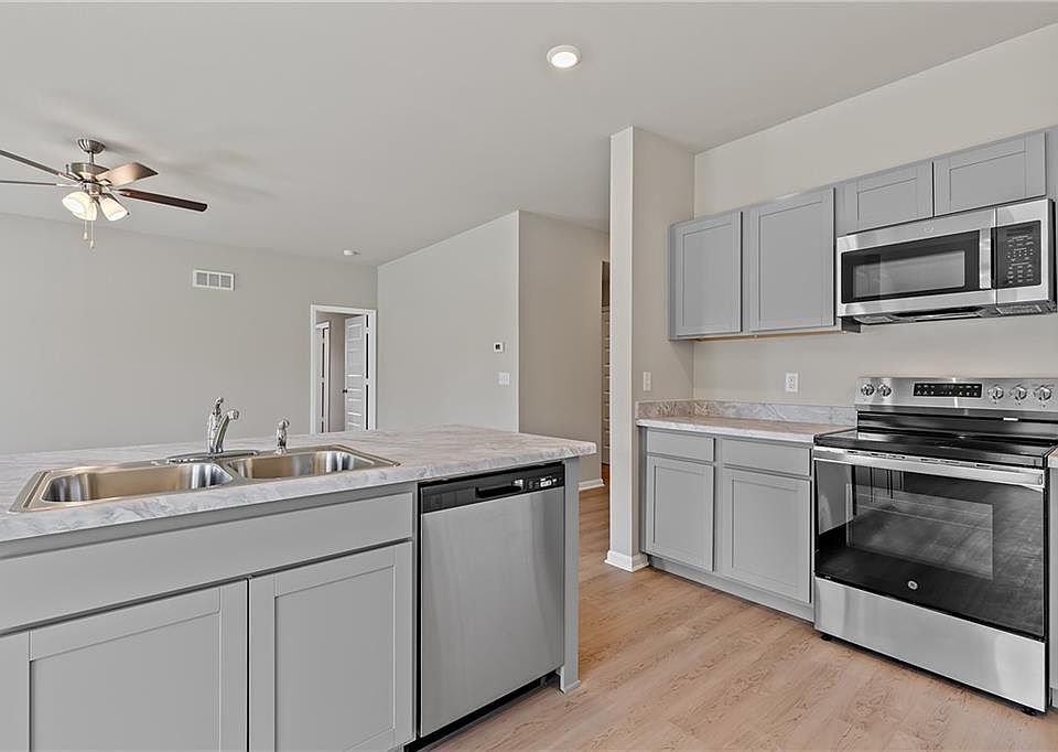2nd image of 37561 W 209th St
