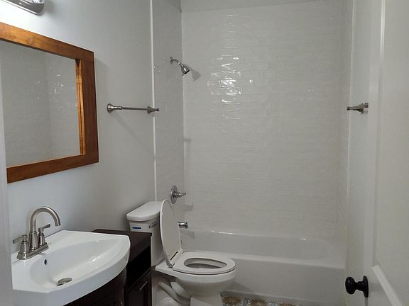4th image of 711 N Dorgenois St