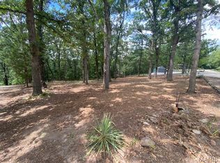 1028 Port Perry Dr, Perryville, MO