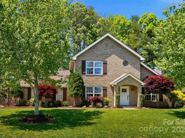 1313 Crown Ridge Dr, Fort Mill, SC 29708