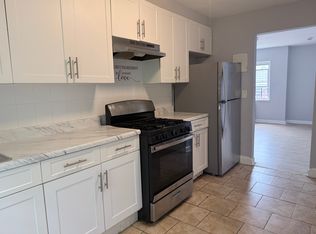 70 Crawford St, Newark, NJ 07102
