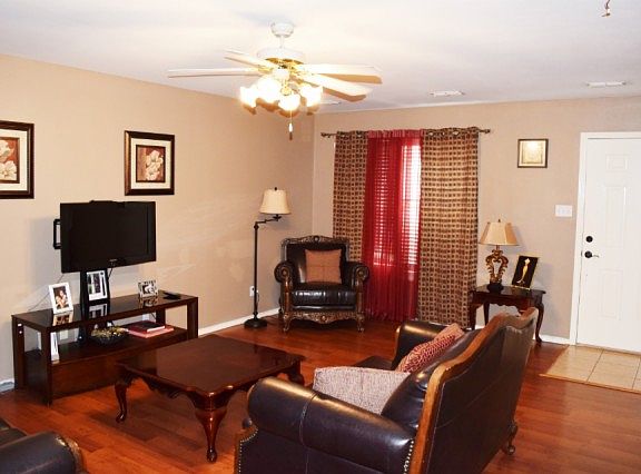 2nd image of 4613 Toucan Ave