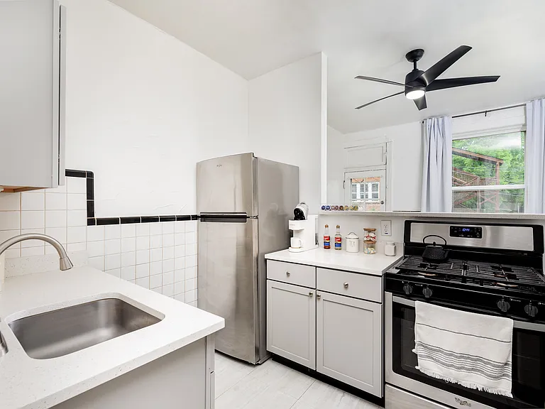 4271 Botanical Ave #1F — Photo 8