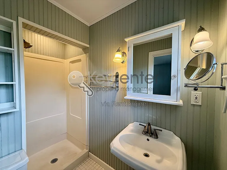 1406 Highland Way — Photo 17
