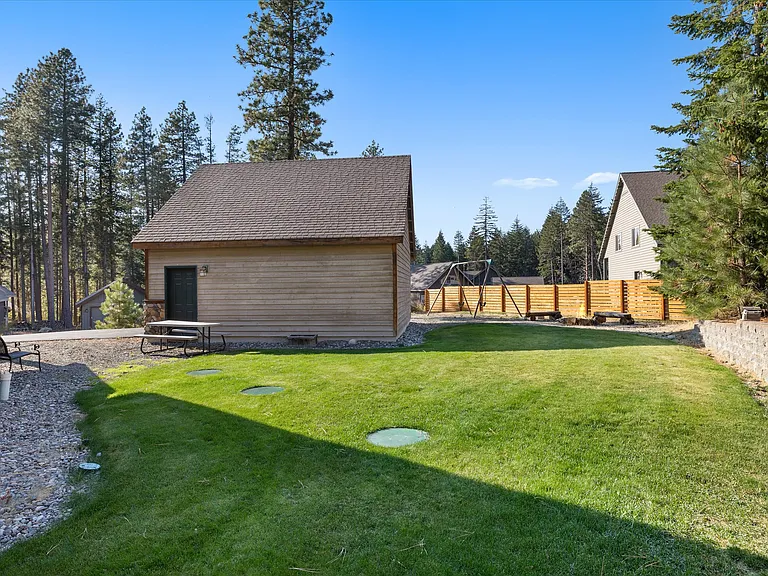Paintbrush Ln — Photo 33