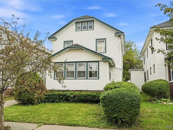 3rd image of 117 Hamlin Rd