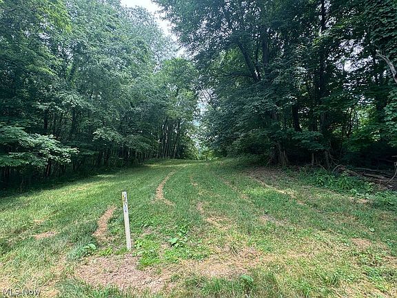 2nd image of 189 Deer Valley Dr