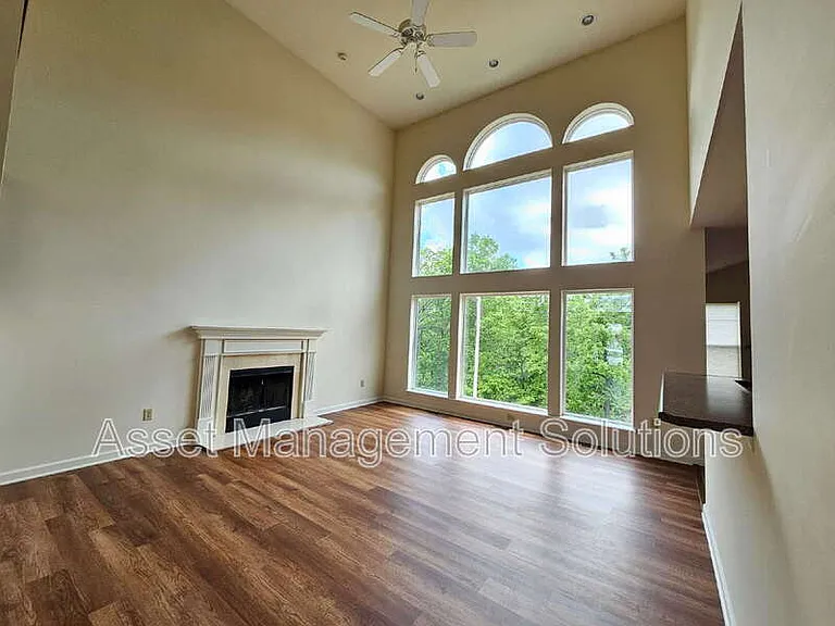 119 Carlton Point Dr — Photo 3
