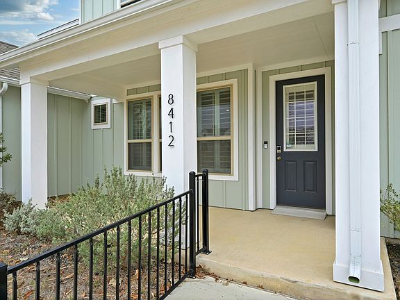 4th image of 8412 Ausblick Ave