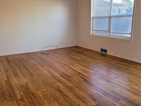 5th image of 1509 E Caramillo St #9661117