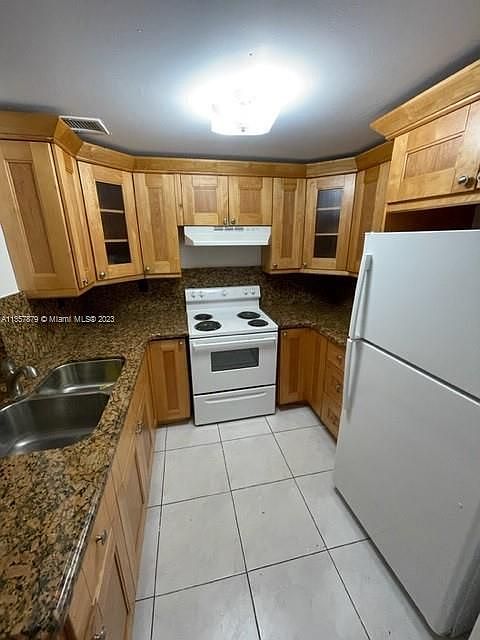 1st image of 10303 NW 9th Street Cir #10316