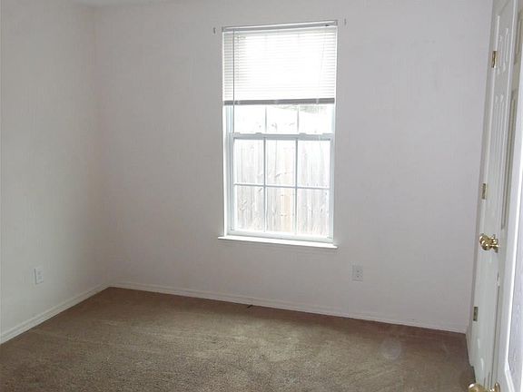4th image of 5860 Tryton Cir