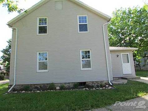 3rd image of 105 W Columbia St #105/107