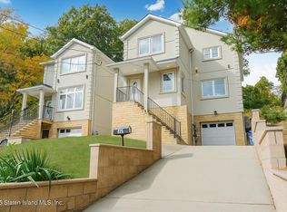 70 Cedar Ter, Staten Island, NY 10304