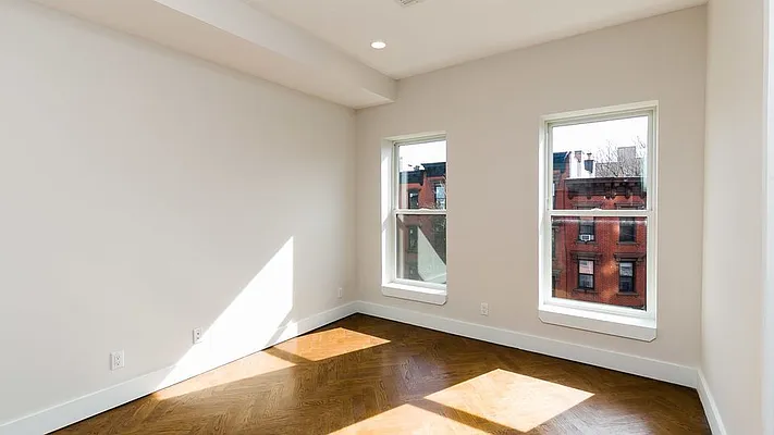 Rented by Nooklyn NYC LLC | media 23