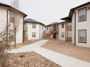 1313 Elm St #2, Conway, AR 72034