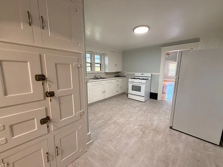 254 Warren Ave SE — Photo 7