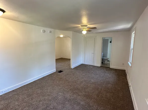 41 Ridge St, Ecorse, MI 48229