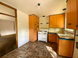 2841 Henrietta Ave, La Crescenta, CA 91214